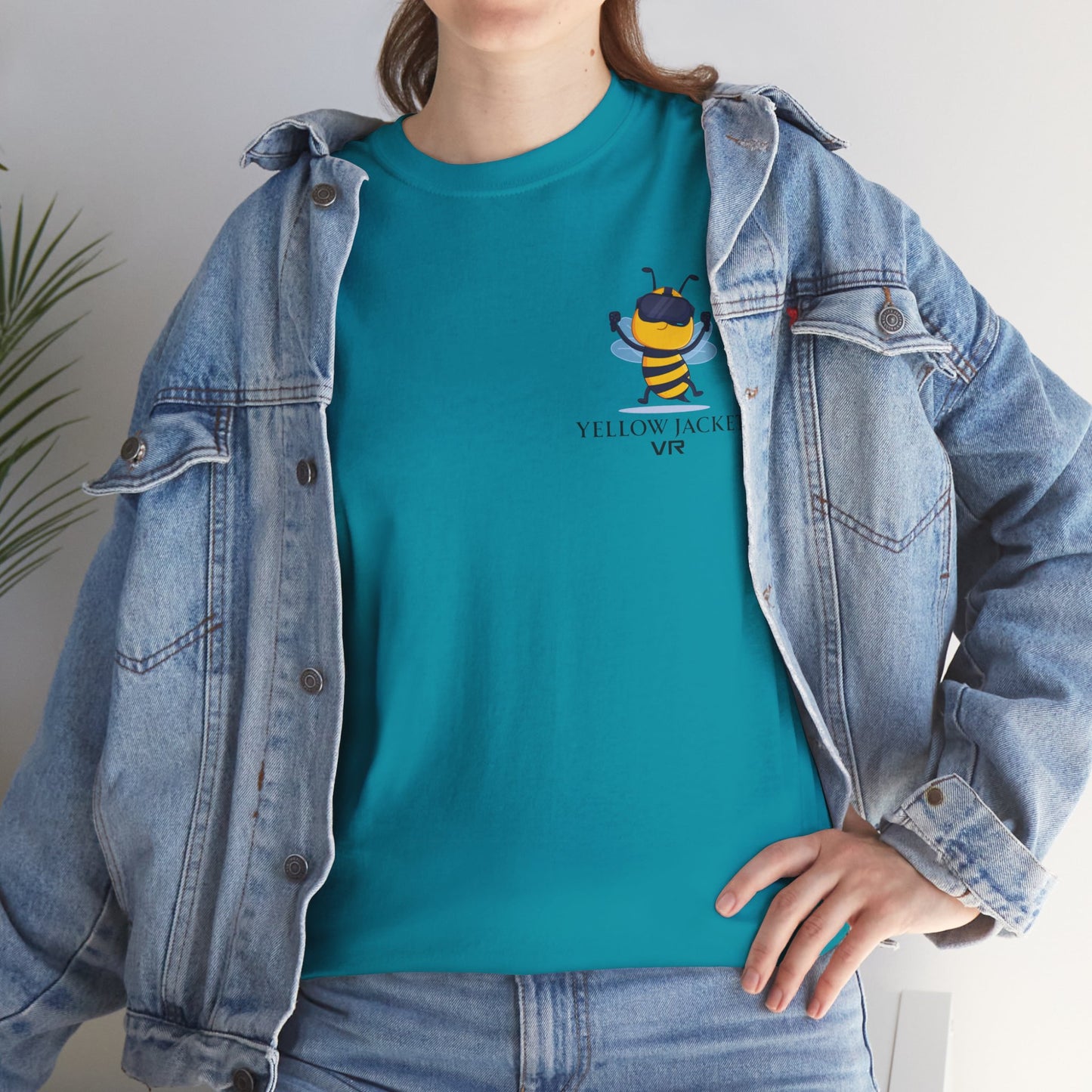 Yellow Jacket VR gaming (T-shirt)